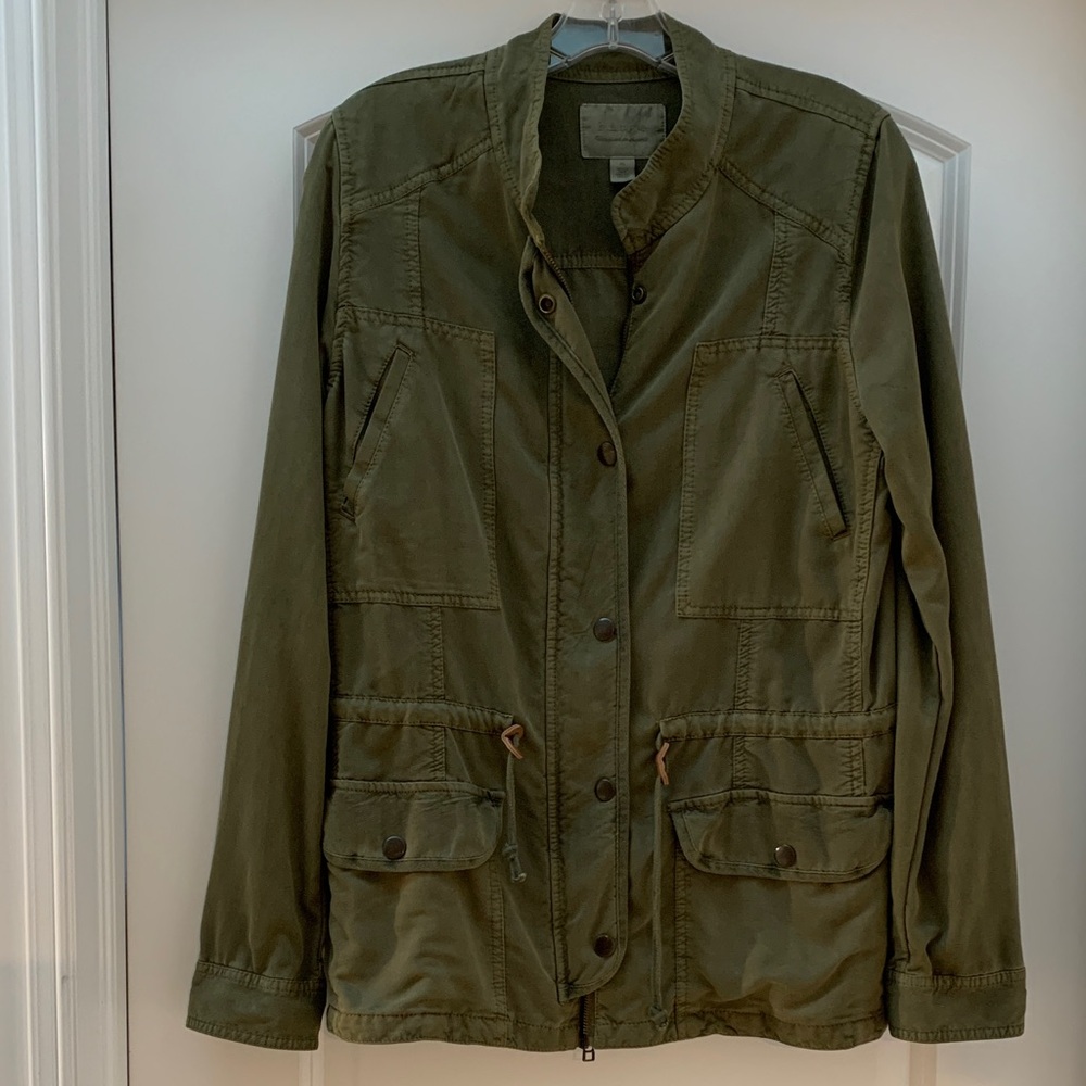Hinge Utility Jacket in Olive